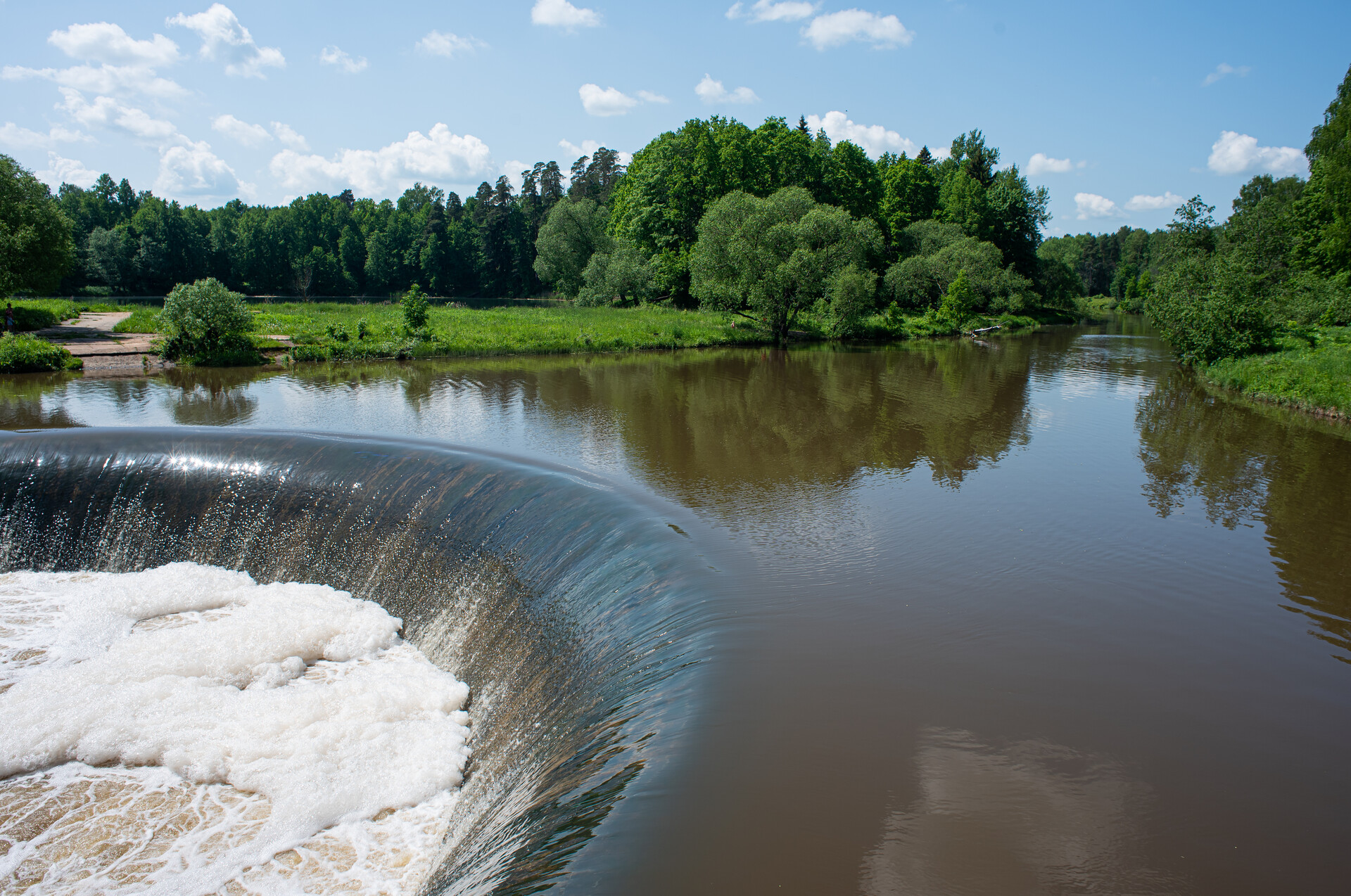 5 водопадов Подмосковья: природные, искусственные, с целебной водой