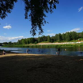 Пляж на реке Сестра