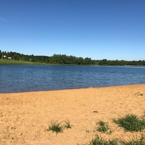 Пляж на Синьковском водохранилище