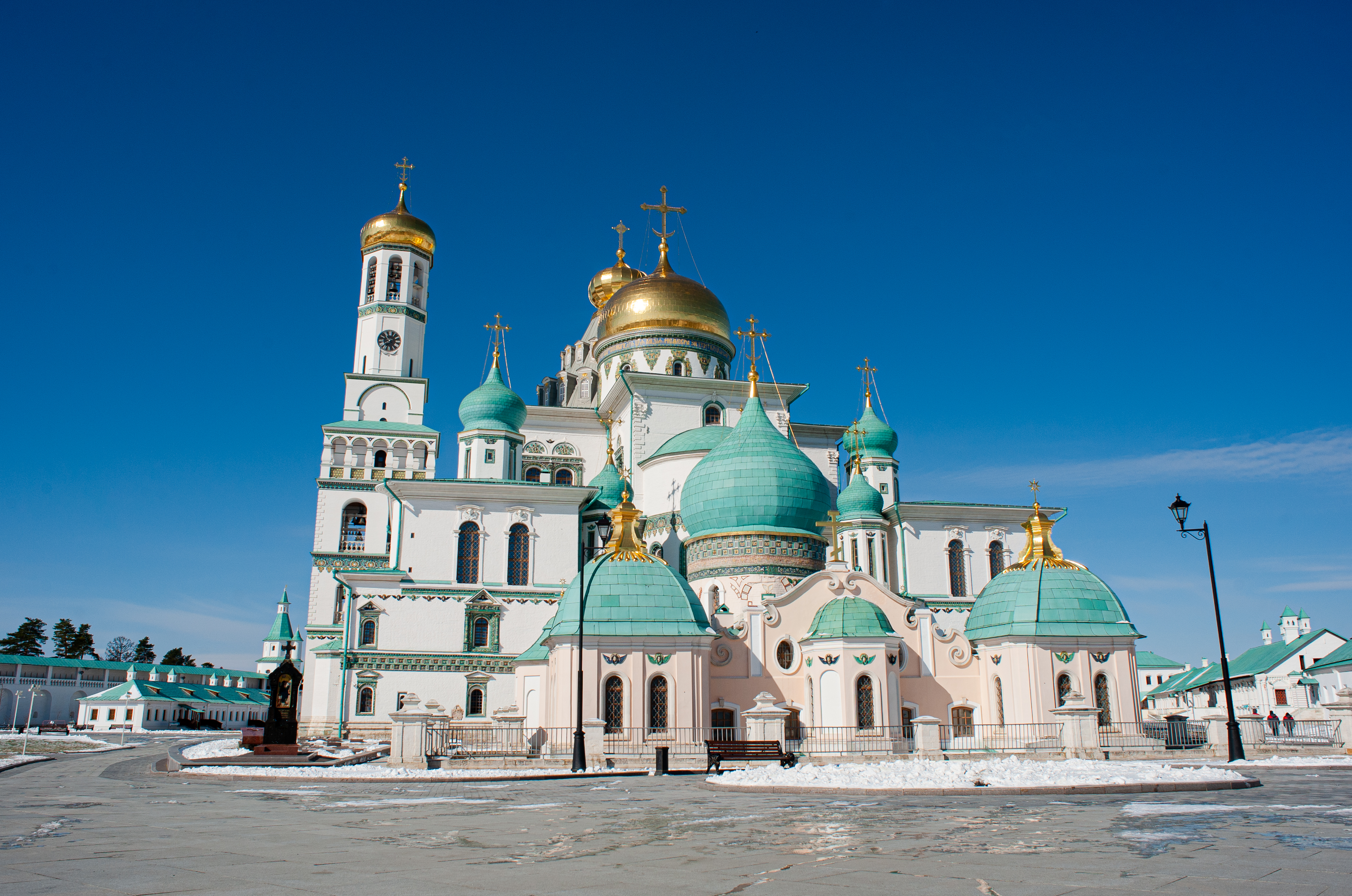 Воскресенский Ново-Иерусалимский монастырь в Истре