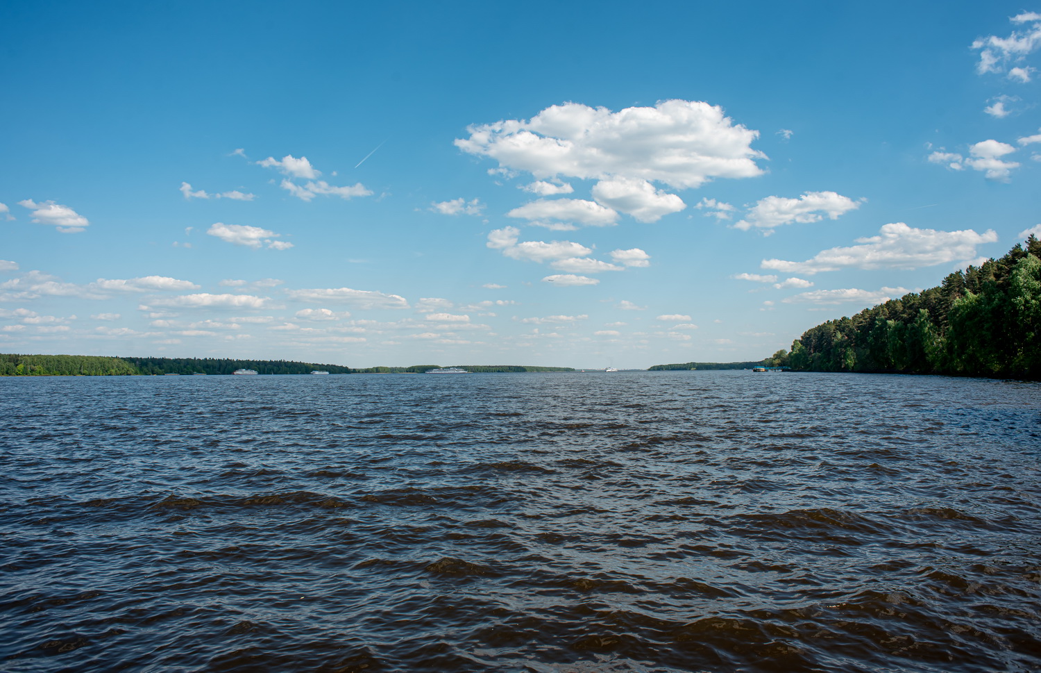 Виды Пестовского водохранилища