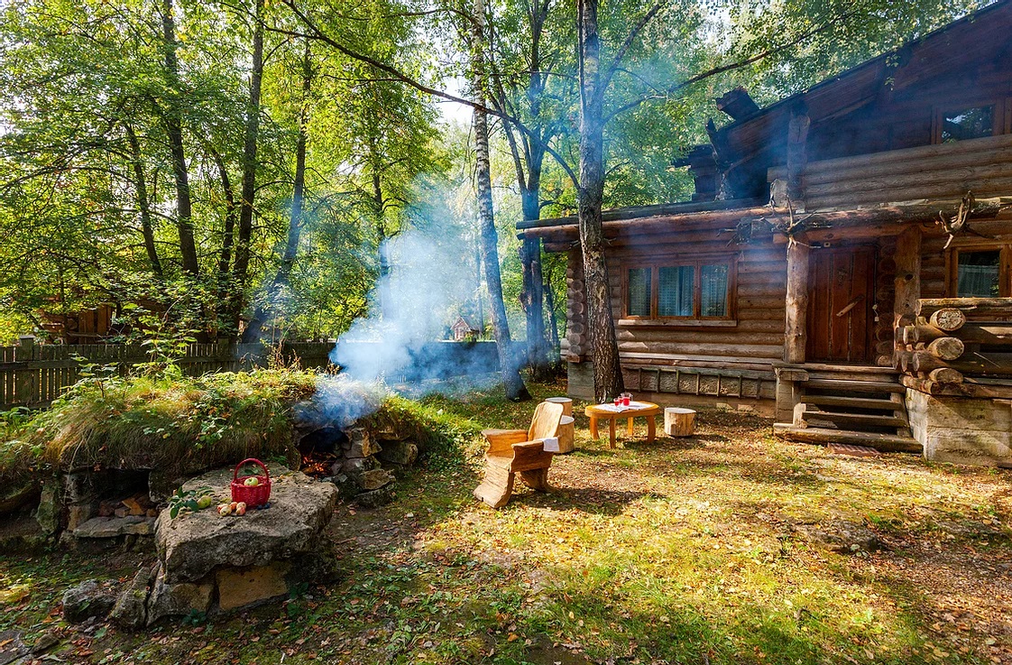 Каждый дом-шале отеля «Таежные дачи» уникален по дизайну 